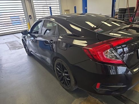 Used 2018 Honda Civic LX image 4