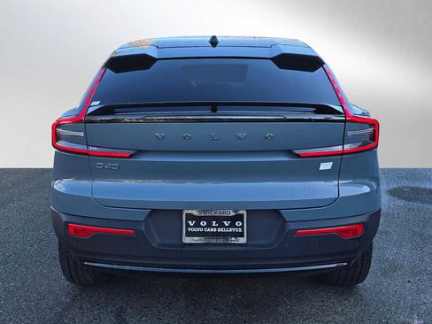 Certified 2023 Volvo C40 P8 Recharge Ultimate image 4