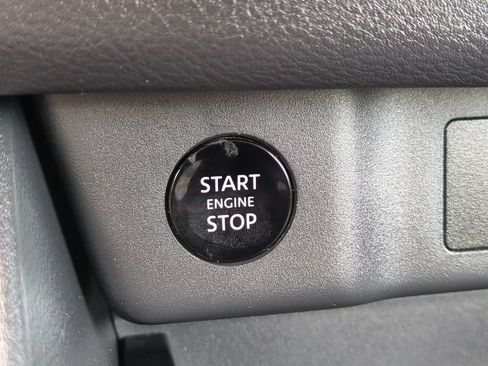 Used 2026 Nissan Rogue SV FWD image 26