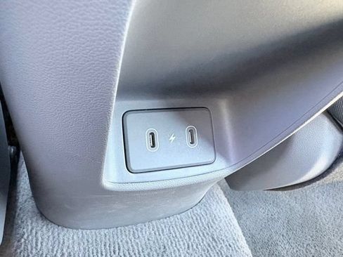 Used 2025 Hyundai Elantra SEL FWD image 9