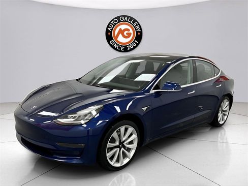 Used 2018 Tesla Model 3 Long Range image 3