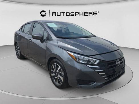 Used 2025 Nissan Versa SV FWD image 11