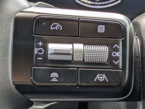 Used 2025 Hyundai Santa Fe XRT image 29