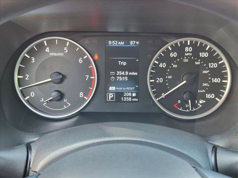 Certified 2025 Nissan Sentra S FWD image 11