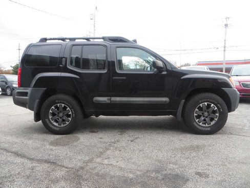 Used 2015 Nissan Xterra PRO-4X w/ Pro-4x Leather Package image 6