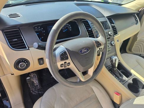 Used 2013 Ford Taurus SE FWD image 34