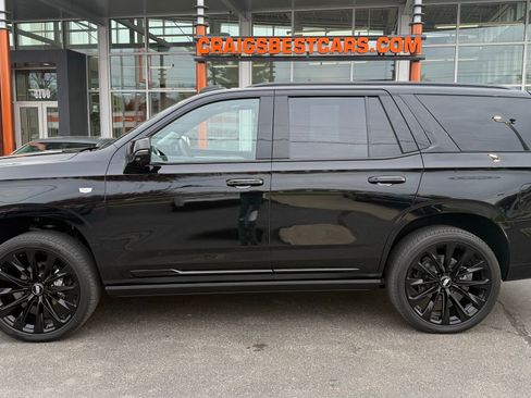 Used 2026 Cadillac Escalade Platinum Sport w/ LPO, ONYX Package image 1