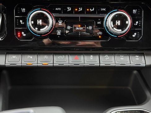 Used 2026 GMC Sierra 1500 AT4X image 17