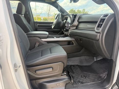 Used 2024 RAM 1500 Big Horn AWD/4WD image 30