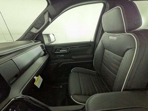 New 2026 GMC Sierra 1500 AT4X AWD/4WD image 28