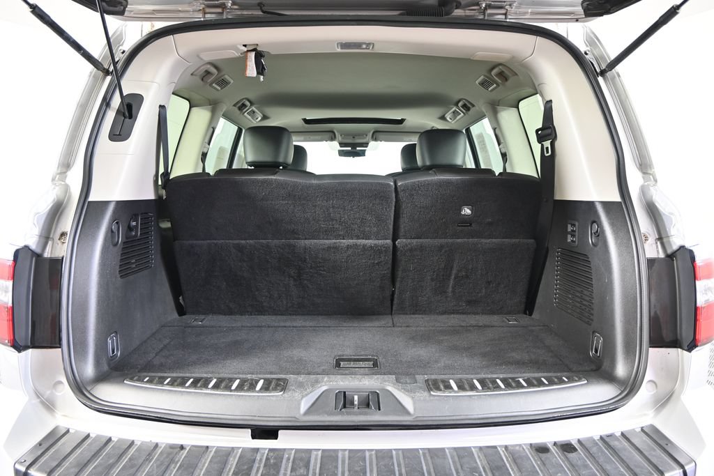 Used 2024 Nissan Armada Platinum w/ Captain's Chairs Package AWD/4WD image 18
