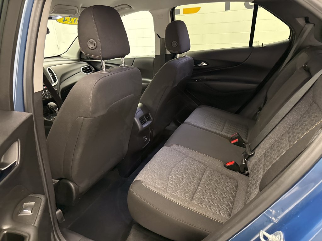 Used 2024 Chevrolet Equinox LT AWD/4WD image 23