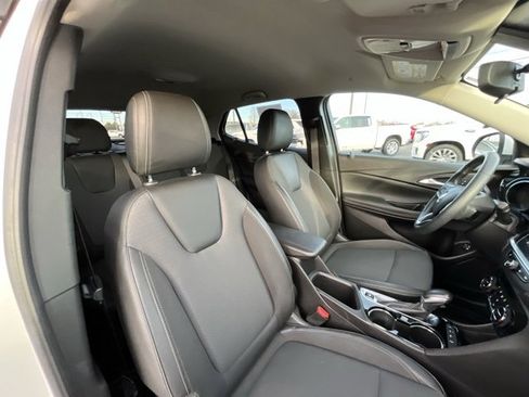 Used 2022 Buick Encore GX Select w/ Advanced Technology Package image 36