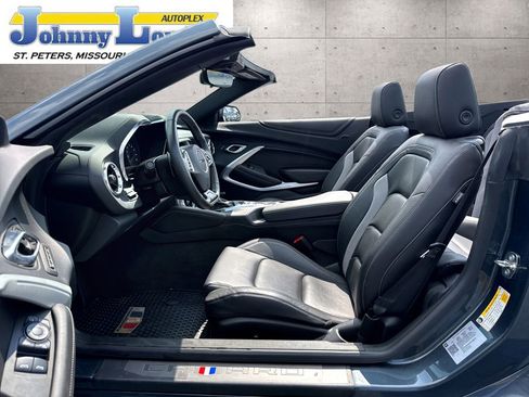 Used 2023 Chevrolet Camaro LT w/ RS Package image 10