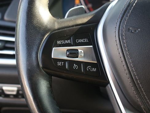 Used 2019 BMW X5 xDrive40i w/ Convenience Package AWD/4WD image 19