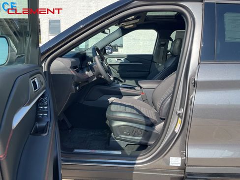 New 2025 Ford Explorer ST-Line w/ Premium Package image 29