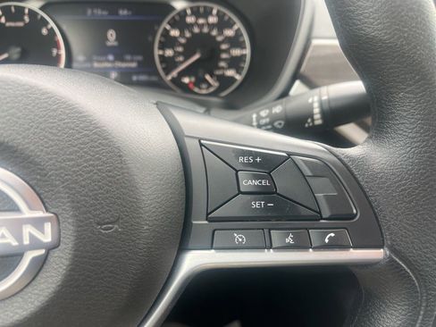 Used 2025 Nissan Altima 2.5 SV FWD image 26