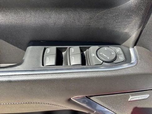 Used 2022 Chevrolet Silverado 1500 RST AWD/4WD image 22