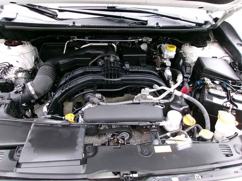 Used 2019 Subaru Impreza 2.0i Sport image 11