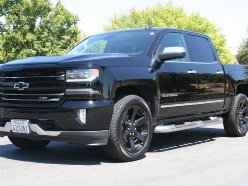 Used 2016 Chevrolet Silverado 1500 LTZ Z71 w/ LTZ Plus Package AWD/4WD image 9