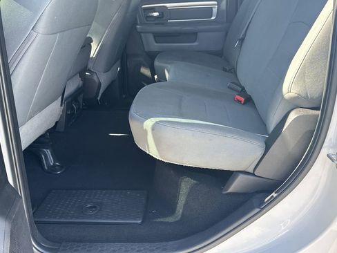 Used 2018 RAM 2500 SLT image 21