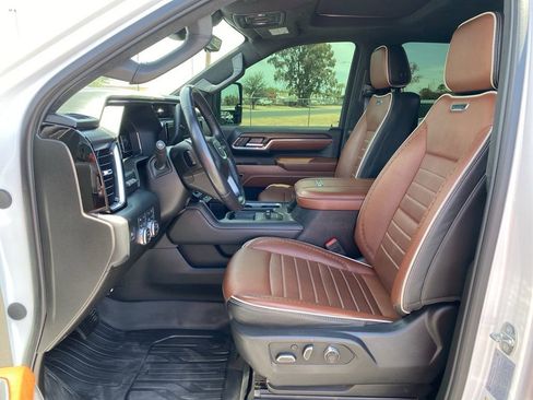 Used 2024 GMC Sierra 2500 Denali Ultimate w/ Max Trailering Package AWD/4WD image 39