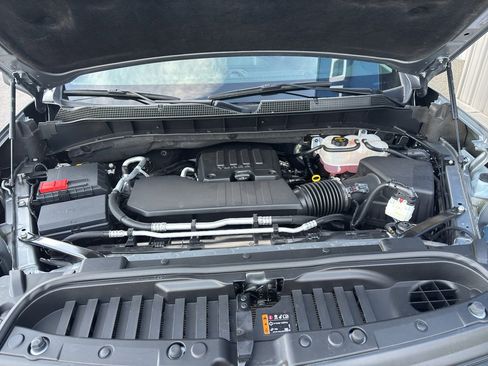 Used 2024 Chevrolet Silverado 1500 Custom image 30