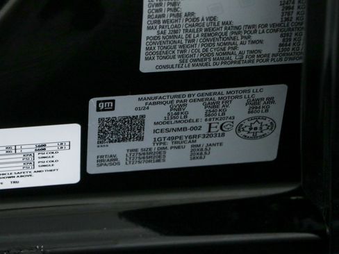 Used 2024 GMC Sierra 2500 AT4 w/ AT4 Premium Plus Package AWD/4WD image 36