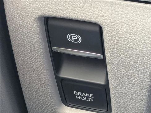 Used 2022 Honda Odyssey Elite image 14