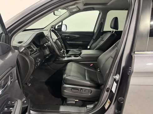 Used 2025 Honda Ridgeline RTL image 14