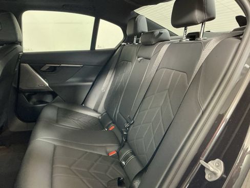 Used 2025 BMW 530i w/ Premium Package RWD image 26