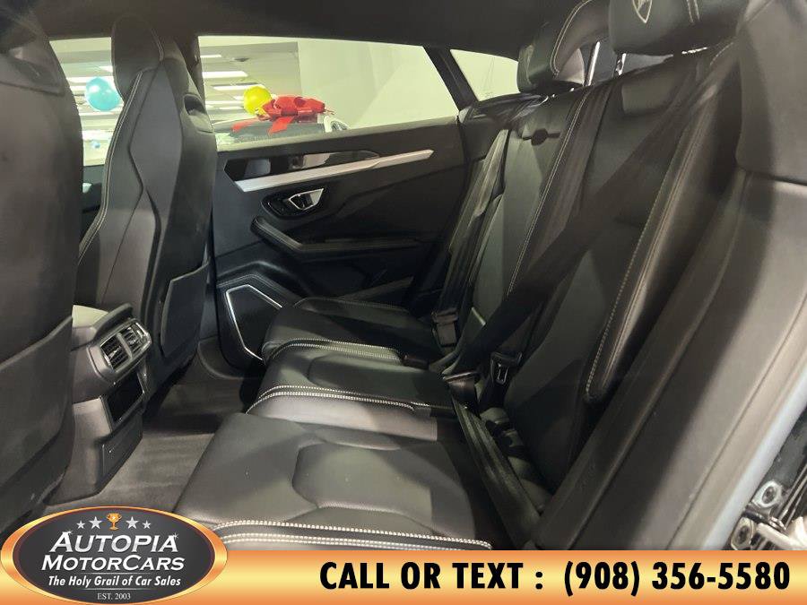 Used 2020 Lamborghini Urus AWD/4WD image 17