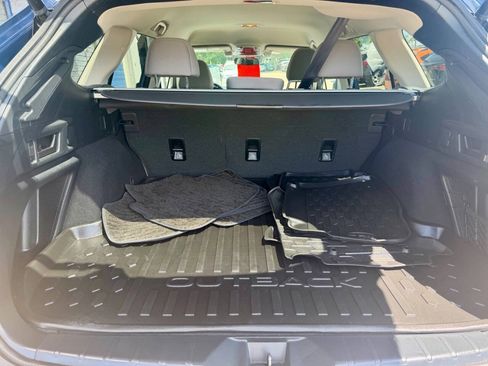 Used 2022 Subaru Outback Premium AWD/4WD image 20
