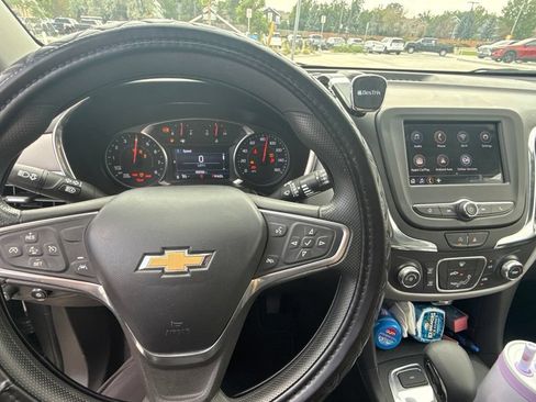 Used 2023 Chevrolet Equinox LS w/ LS Convenience Package AWD/4WD image 9