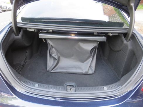 Used 2018 Mercedes-Benz E 300 4MATIC w/ Premium 1 Package image 24
