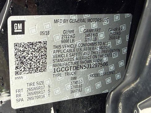 Used 2018 Chevrolet Colorado Z71 w/ Z71 Midnight Edition image 24