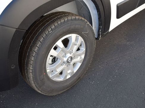 New 2024 RAM ProMaster 2500 w/ Advanced Safety Group image 12