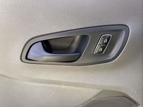 Used 2023 Ford Transit 350 XLT image 11