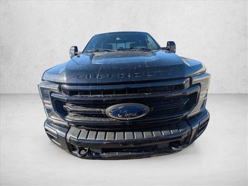 Used 2022 Ford F250 Lariat w/ Black Appearance Package AWD/4WD image 2