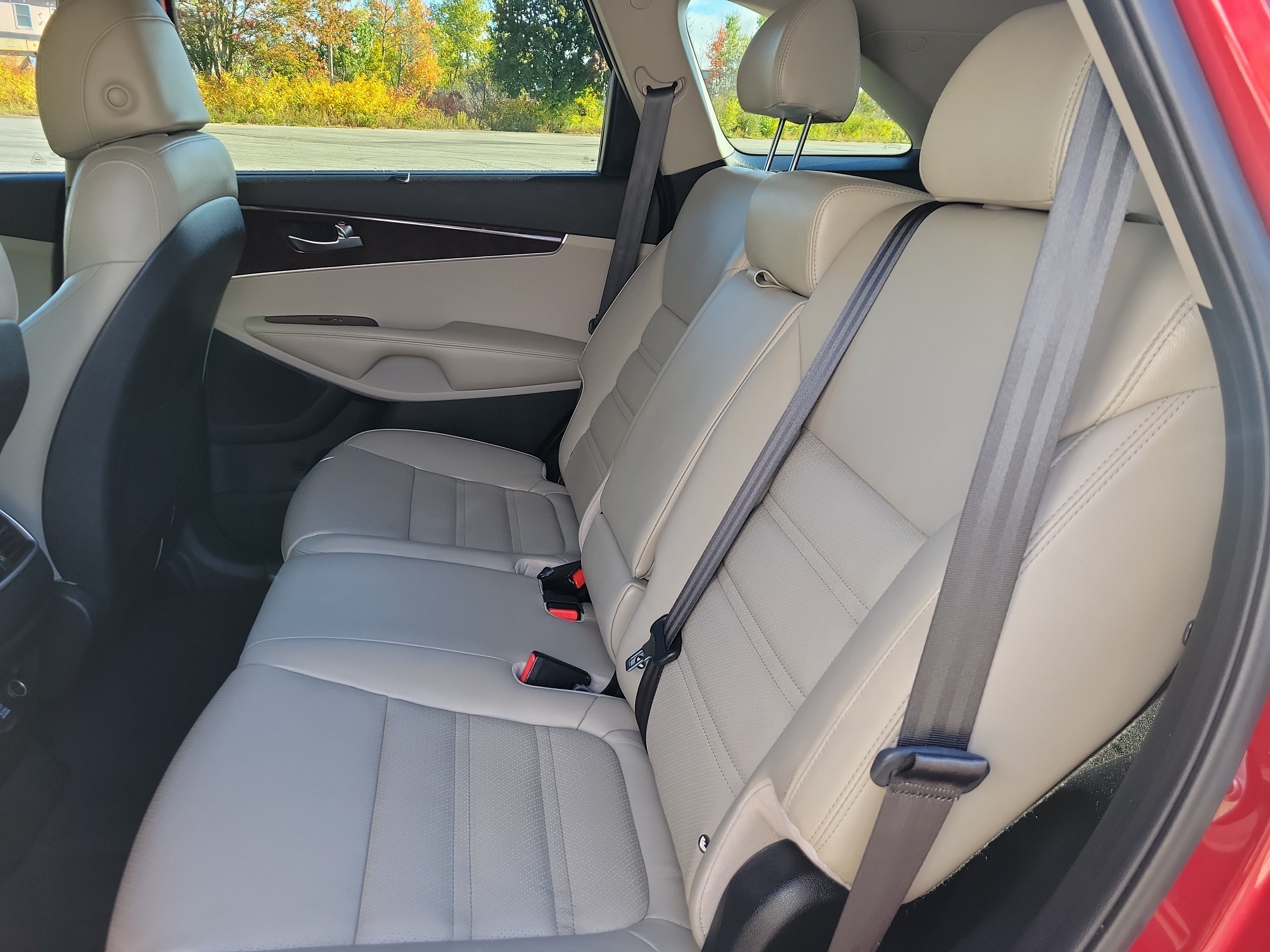 Used 2017 Kia Sorento EX w/ EX Premium Package AWD/4WD image 16