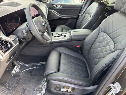 New 2026 BMW X5 xDrive40i w/ M Sport Package image 25