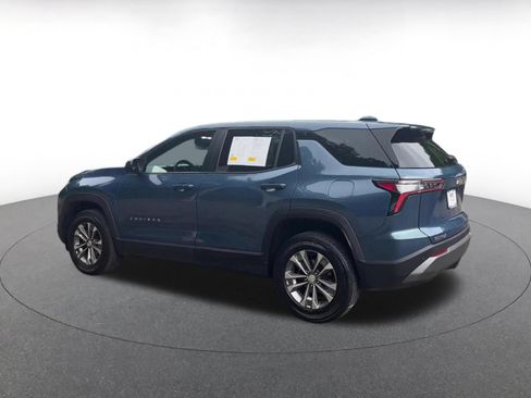 Used 2025 Chevrolet Equinox LT FWD image 10