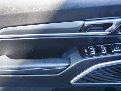 Certified 2020 Kia Telluride S image 19