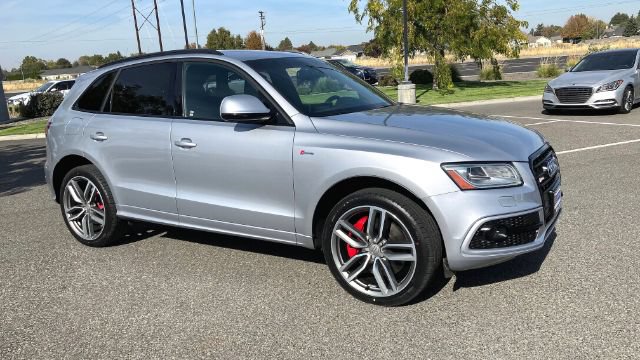 Used 2016 Audi SQ5 Premium Plus w/ Technology Package AWD/4WD image 3