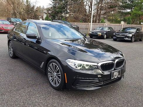 Used 2019 BMW 530i xDrive xDrive w/ Convenience Package image 2