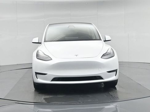 Used 2024 Tesla Model Y Long Range image 21