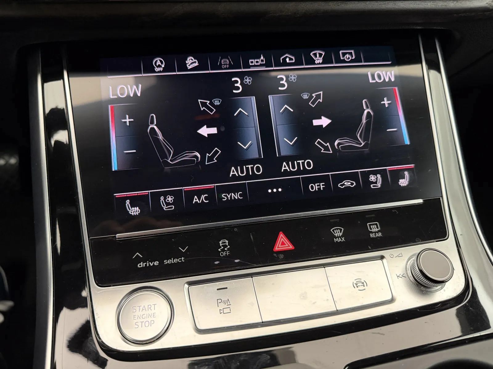 Used 2019 Audi Q8 Prestige AWD/4WD image 34