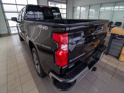 Certified 2022 Chevrolet Silverado 1500 LT image 5