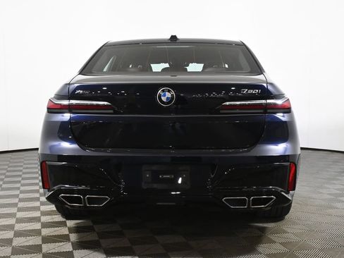 Certified 2024 BMW 760i xDrive AWD/4WD image 6