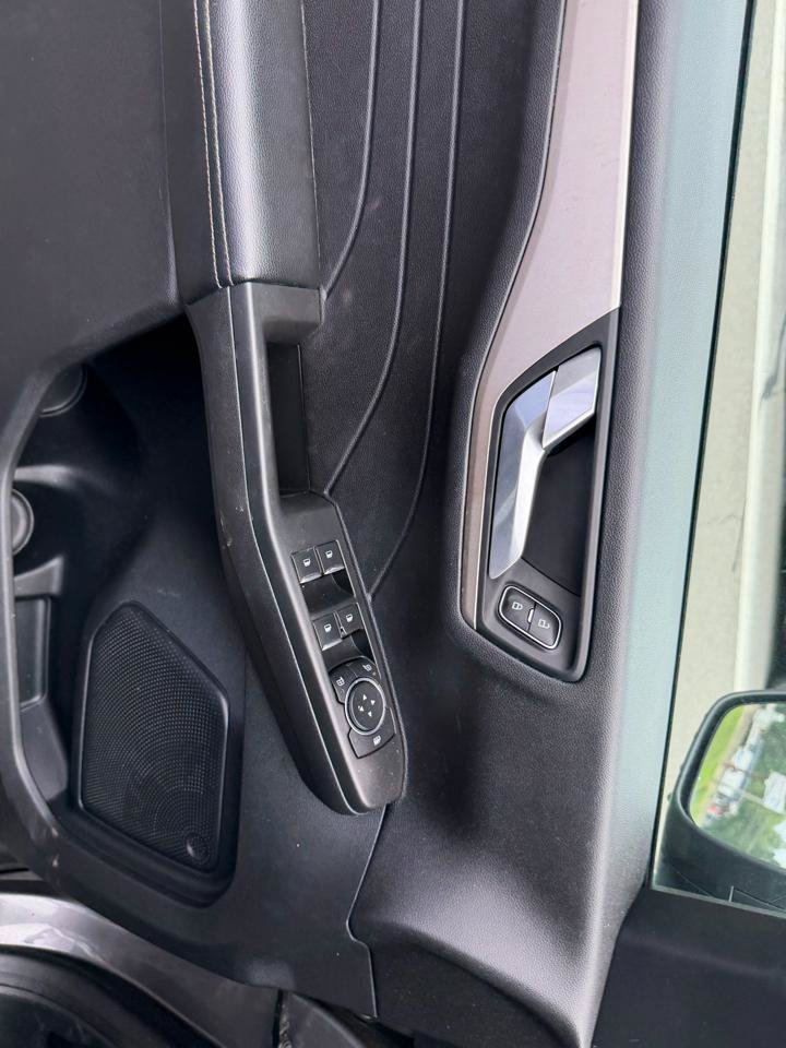 Used 2021 Ford Escape SE w/ Convenience Package AWD/4WD image 7